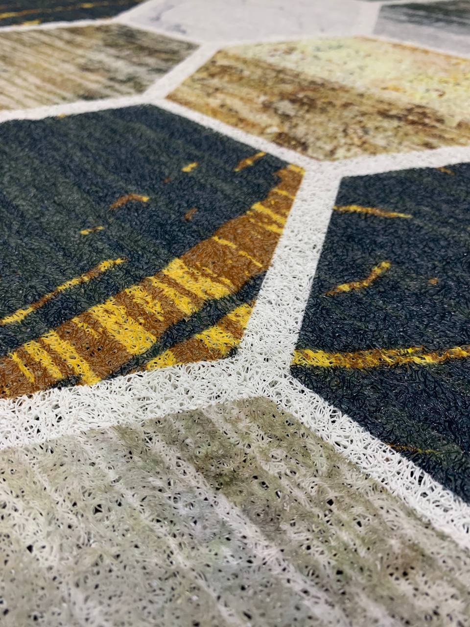 Rutschfester Flurteppich, Fußmatte für den Eingangsbereich „Geometrie“